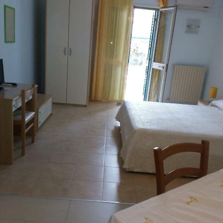 B&B Delia Trecastagni Dış mekan fotoğraf