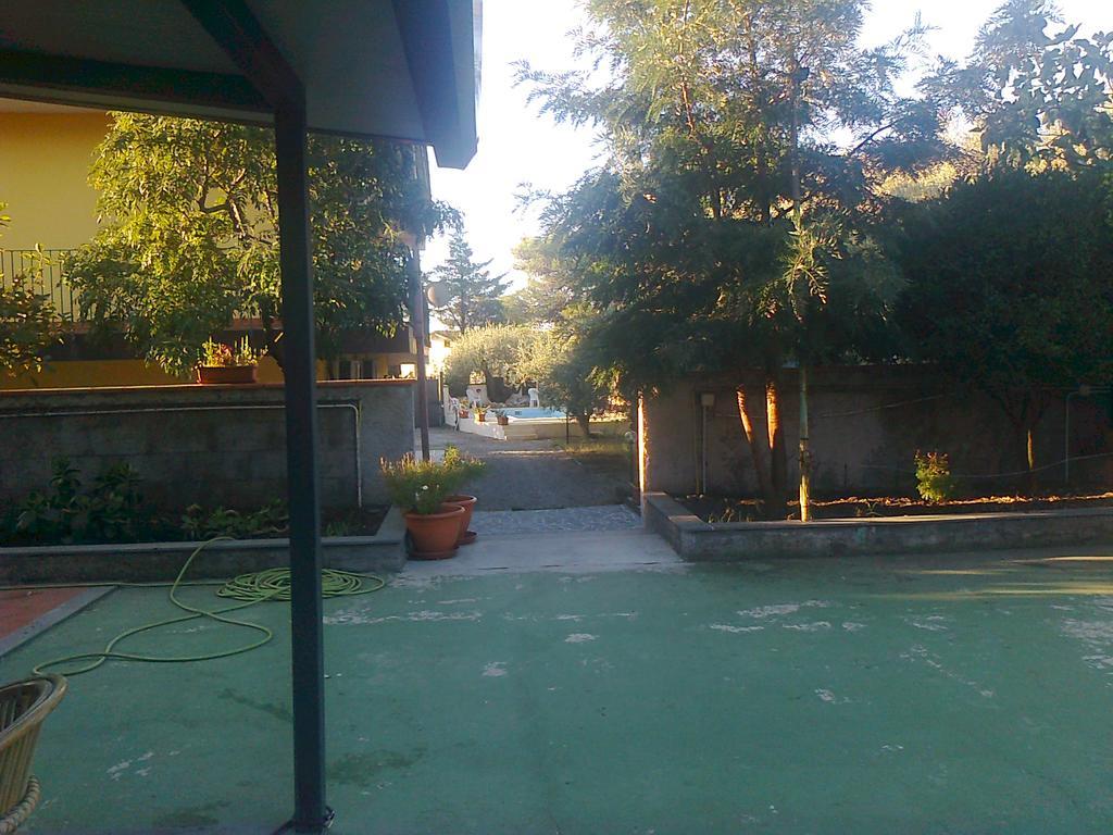 B&B Delia Trecastagni Dış mekan fotoğraf