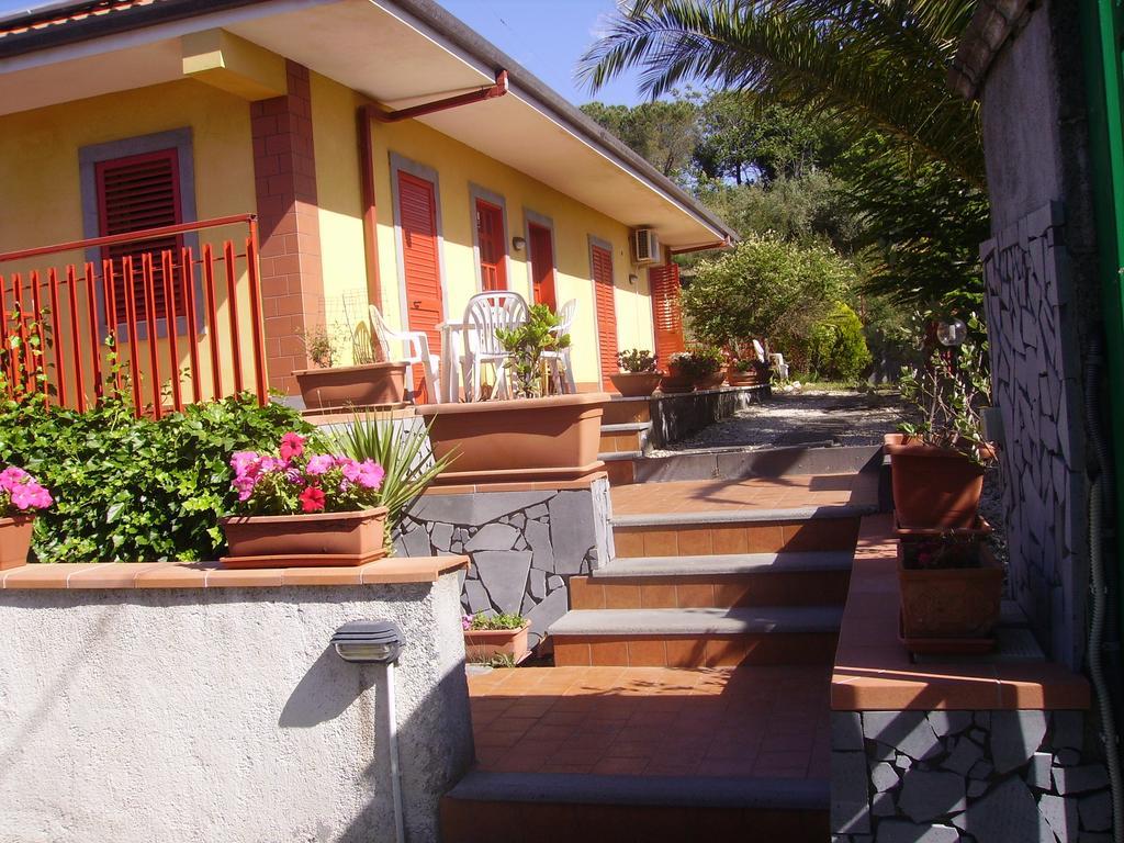B&B Delia Trecastagni Dış mekan fotoğraf